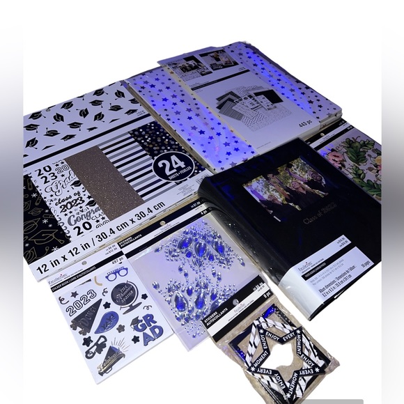 Beautiful Graduation 👩‍🎓 items - Picture 3 of 3